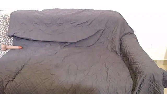 Selene-1975 online show from 10/19/25, 01:45