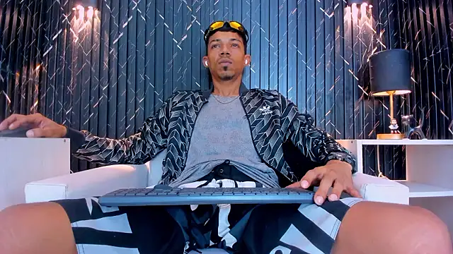 Gregory Sforza online show from 02/16/26, 07:21