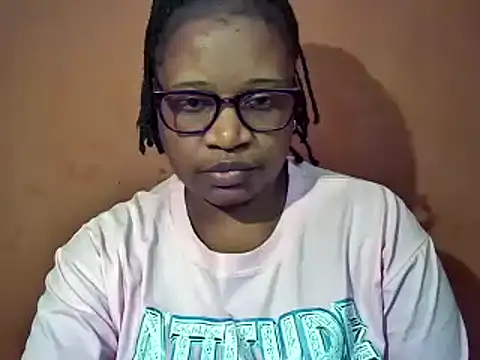 Snapshot of sexyamanda_ chatting on 07/20/26, 02:19 sexyamanda online show from 07/20/26, 02:19