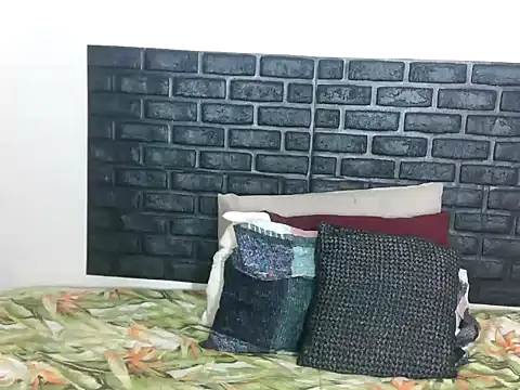 clover cams1874 online show from 05/17/26, 06:48
