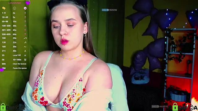 Lilysweet13 online show from 04/19/26, 06:32