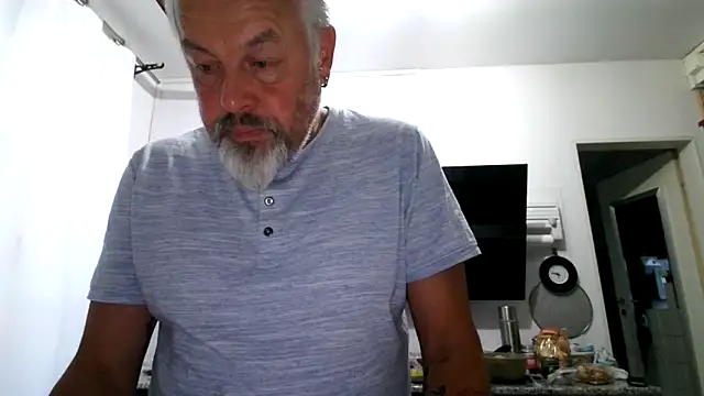 Berg Boy online show from 05/27/26, 03:47
