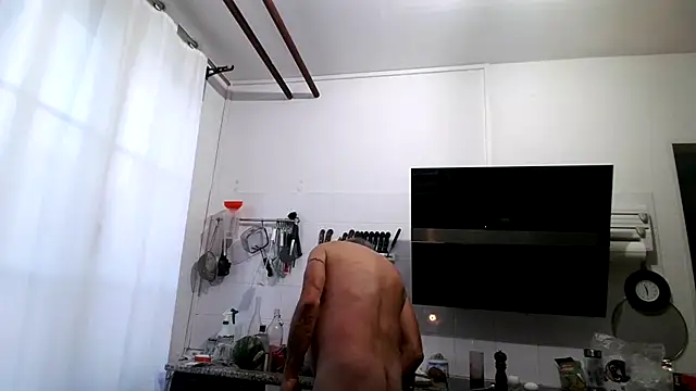 Snapshot of Berg_Boy chatting on 07/08/26, 03:55 Berg Boy online show from 07/08/26, 03:55