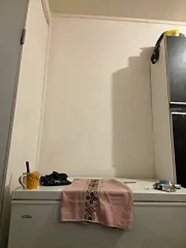 Hugo34bg online show from 03/07/26, 01:24