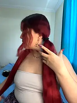 Ivelleee  online show from 09/18/25, 07:27