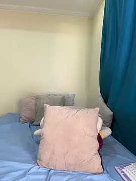 Ivelleee  online show from 09/22/25, 10:56