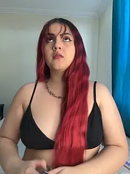 Ivelleee  online show from 10/10/25, 07:57