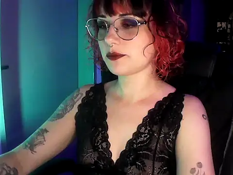 Snapshot of Acid_Girl_Ofc chatting on 11/04/25, 03:38 Acid Girl Ofc online show from 11/04/25, 03:38