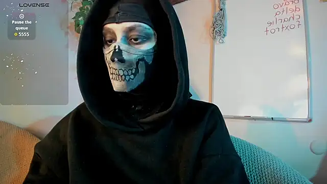 cos operator online show from 10/30/25, 07:14