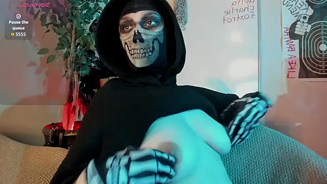 cos operator online show from 11/07/25, 07:47