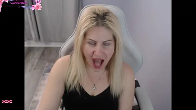 BellaStar84 online show from 10/10/25, 12:37