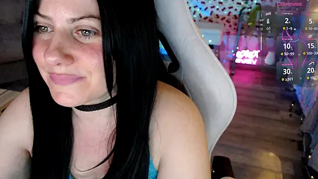 Snapshot of BellaStar84 chatting on 05/08/26, 06:30 BellaStar84 online show from 05/08/26, 06:30