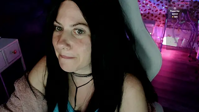 Snapshot of BellaStar84 chatting on 07/15/26, 09:47 BellaStar84 online show from 07/15/26, 09:47