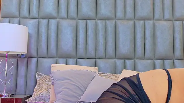 Snapshot of CamilaJohnston chatting on 05/21/26, 08:49 CamilaJohnston online show from 05/21/26, 08:49