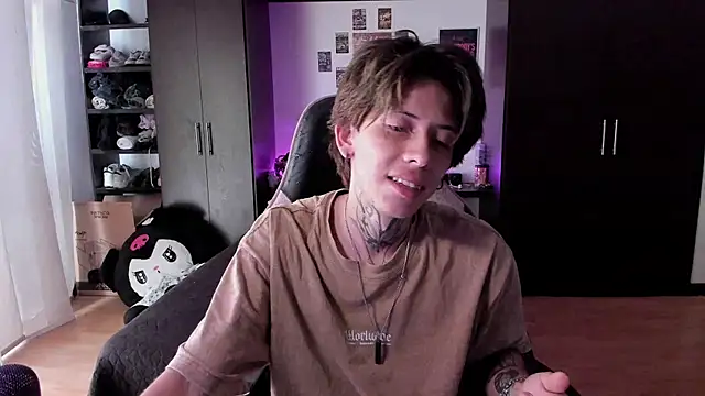 xIce Boy online show from 02/17/26, 02:24