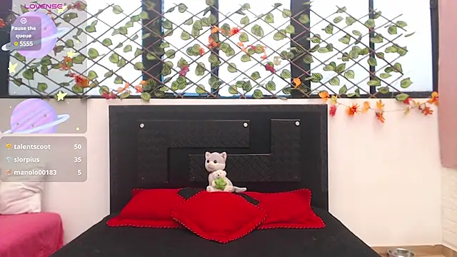 Snapshot of madison__rey chatting on 03/13/25, 05:07 madison  rey online show from 03/13/25, 05:07