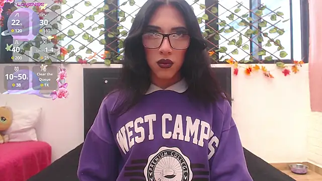 Snapshot of madison__rey chatting on 03/16/25, 02:22 madison  rey online show from 03/16/25, 02:22