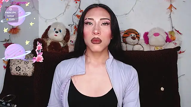 Snapshot of madison__rey chatting on 10/21/25, 10:32 madison  rey online show from 10/21/25, 10:32