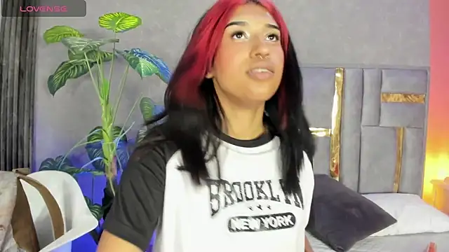 Karin Ks online show from 05/26/26, 03:13