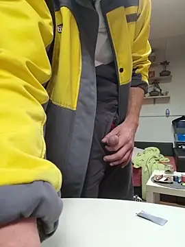 svenpfeifer online show from 12/14/25, 04:01