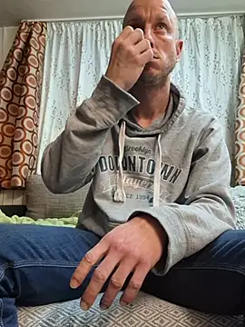 svenpfeifer online show from 12/20/25, 02:35