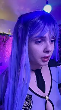 Snapshot of LoganPeny chatting on 12/01/25, 04:06 LoganPeny online show from 12/01/25, 04:06