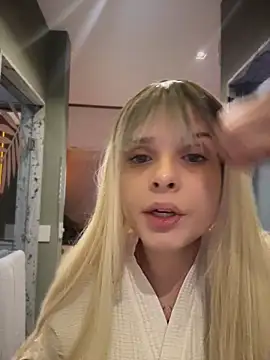 Snapshot of LoganPeny chatting on 03/04/26, 05:30 LoganPeny online show from 03/04/26, 05:30