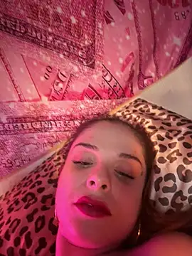 Snapshot of LoganPeny chatting on 03/10/26, 01:49 LoganPeny online show from 03/10/26, 01:49