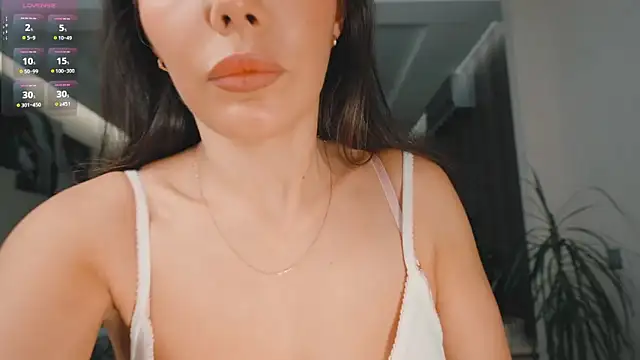 bunnyclide  online show from 04/07/26, 03:40