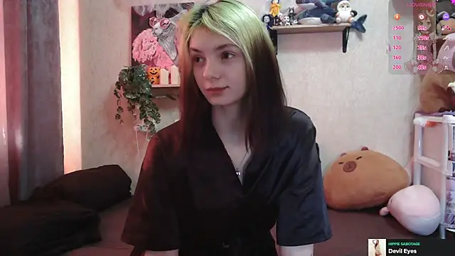 Snapshot of mavis_li chatting on 10/19/25, 03:18 mavis li online show from 10/19/25, 03:18