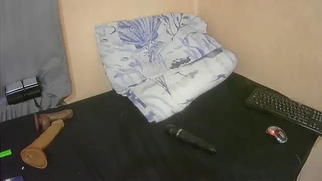 XhosaBoobs4U online show from 11/10/25, 06:51