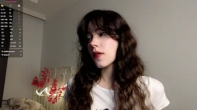 glamourr online show from 04/19/26, 01:21