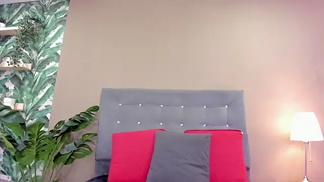 BetsyBennet  online show from 04/01/26, 05:30