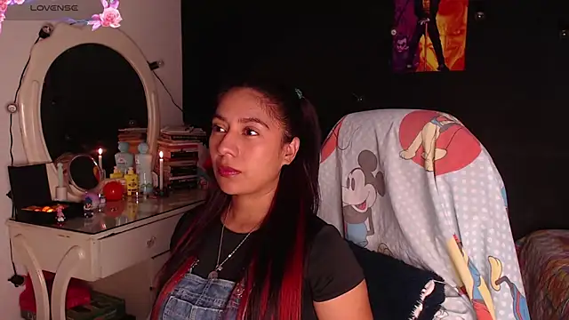 yes0225 online show from 10/22/25, 03:01