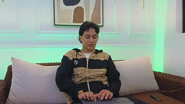 Stone grey1  online show from 05/13/26, 03:26