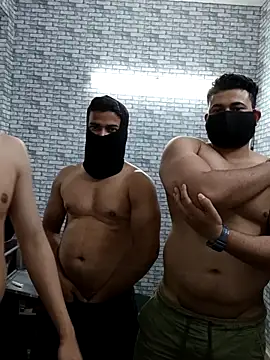 sumitsharma72 online show from 04/04/26, 06:05