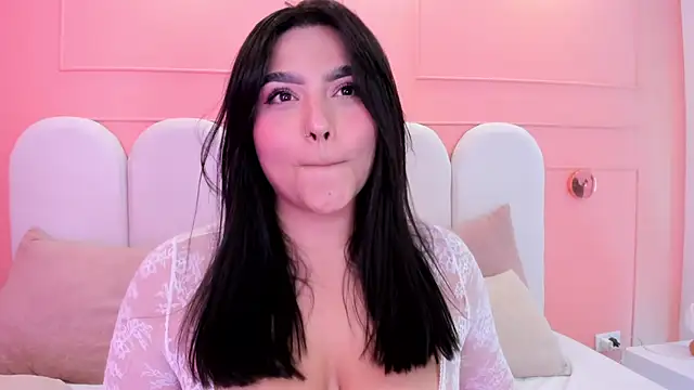 eva sainnt online show from 03/08/26, 02:04