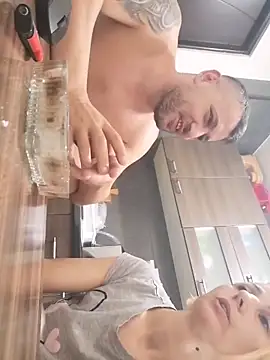 yourflowerpink online show from 10/23/25, 06:45