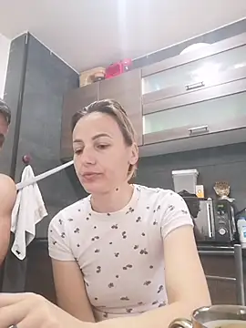 yourflowerpink online show from 10/26/25, 08:20