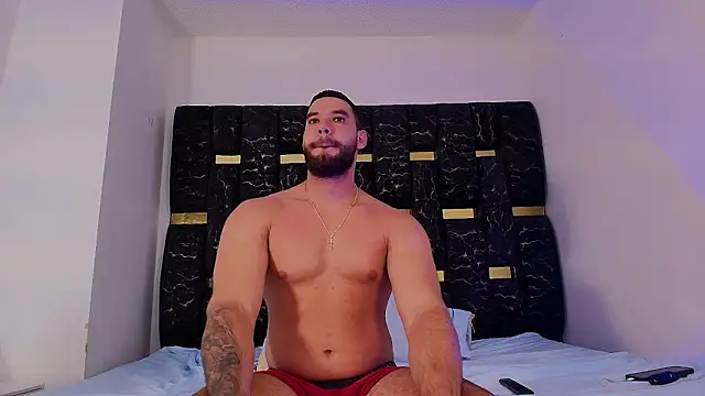 Snapshot of chris_blake__ chatting on 11/07/25, 08:09 chris blake online show from 11/07/25, 08:09