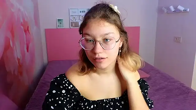 AngelinaLow online show from 03/20/25, 03:25