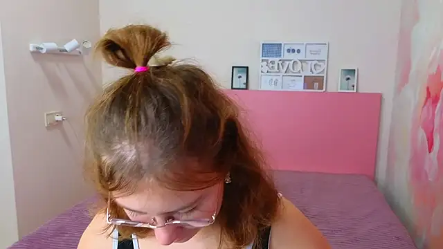 AngelinaLow online show from 10/14/25, 11:33