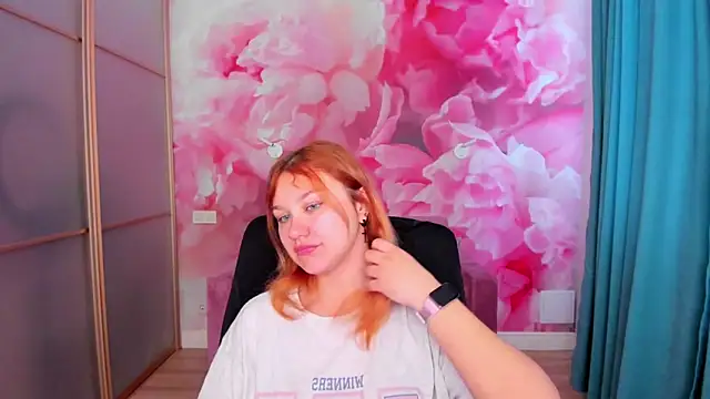 Snapshot of AngelinaLow chatting on 05/02/26, 05:34 AngelinaLow online show from 05/02/26, 05:34