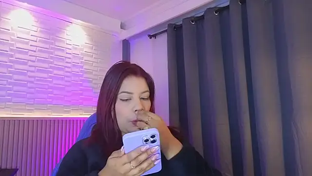 TiffanyWalk online show from 12/19/25, 10:44