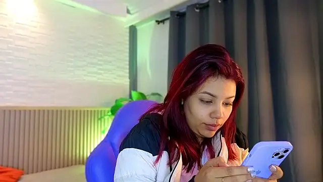 TiffanyWalk online show from 01/06/26, 12:31