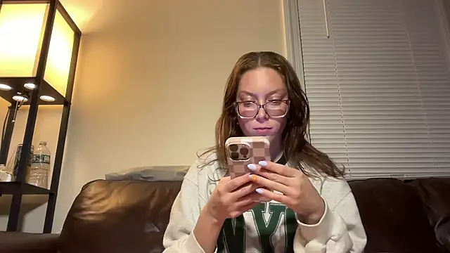 SpaceCowWhore online show from 03/18/25, 11:53