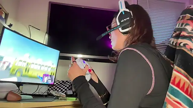 SpaceCowWhore online show from 09/09/25, 11:26