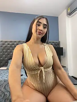 ChloeLambert online show from 10/07/25, 11:46