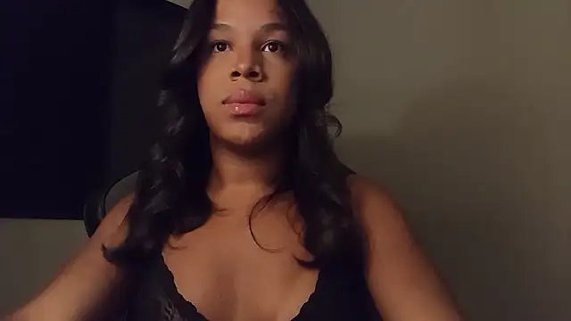 Snapshot of cammydebora chatting on 09/25/25, 12:14 cammydebora online show from 09/25/25, 12:14