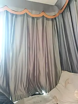 aa520uv online show from 03/22/25, 04:35